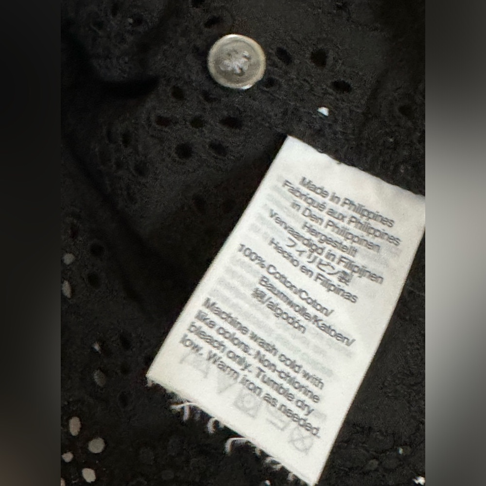 Madewell black eyelet top. Size Medium. - Picture 5 of 11
